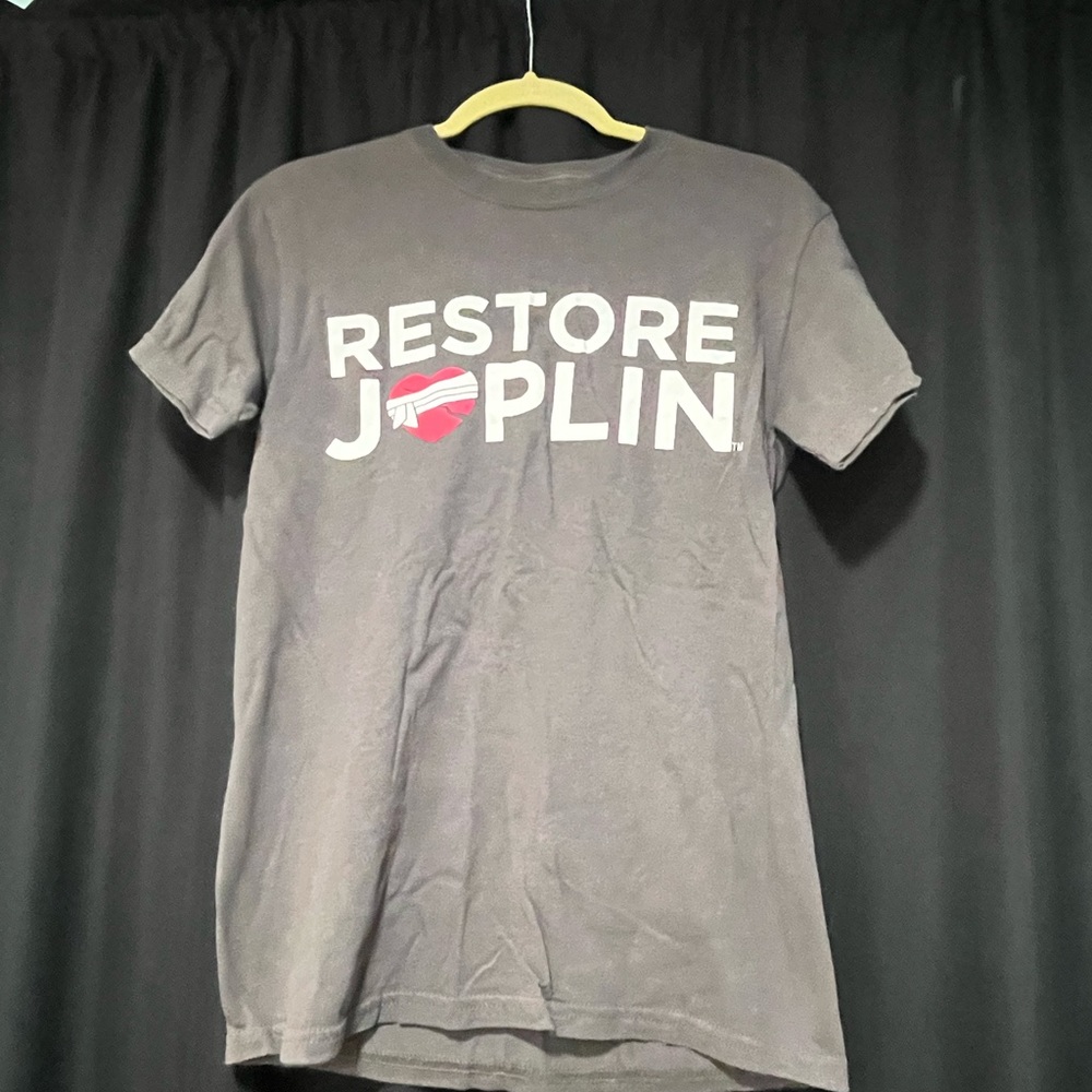 Gildan Graphic tee